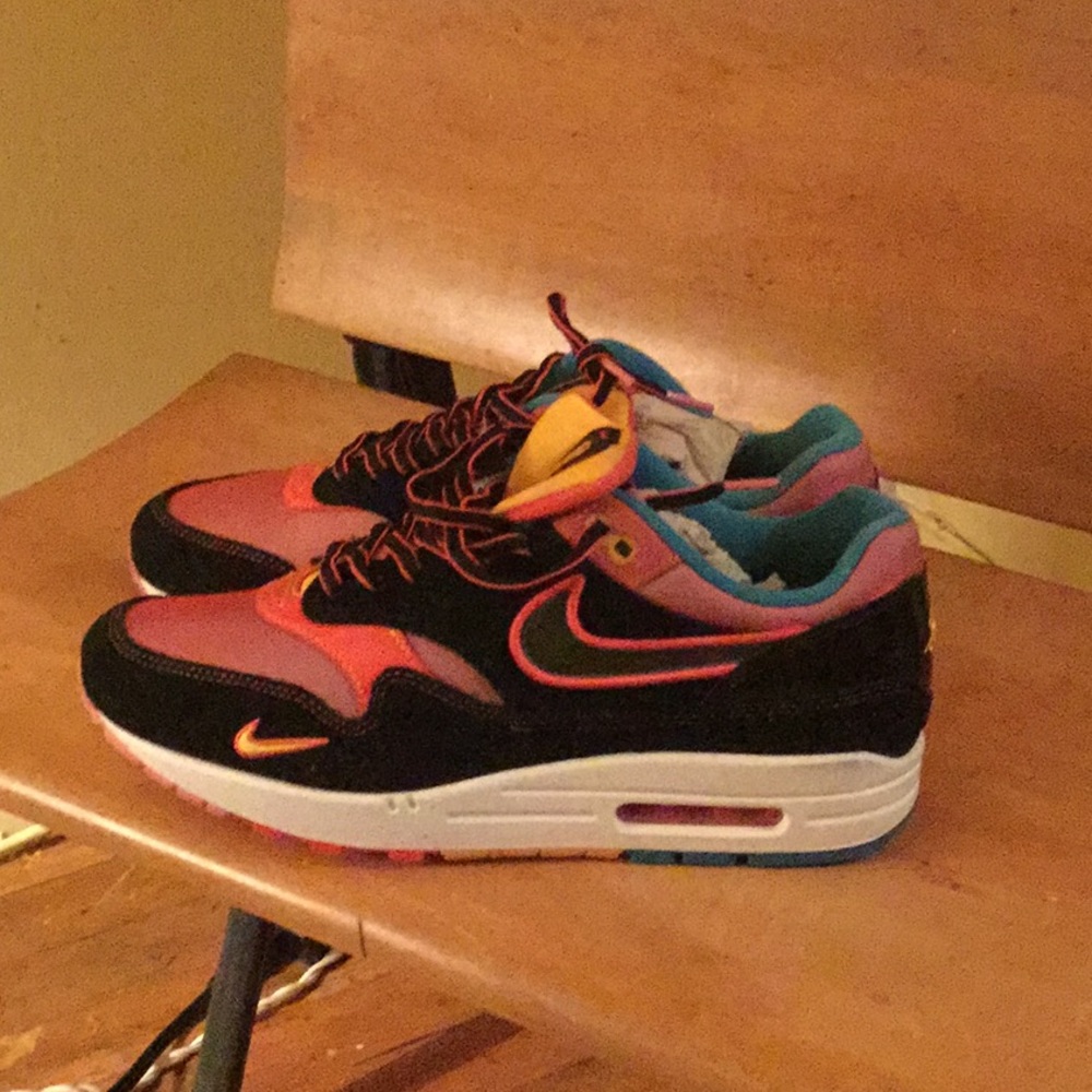 Nike Air Max 1 SE NYC Chinatown